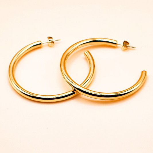 Elegant Minimalist Hoops